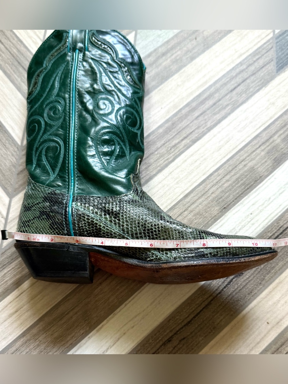 Vintage Python Snakeskin Women’s Cowboy Boots Teal Western Snip Toe Size: 8 - Picture 16 of 16